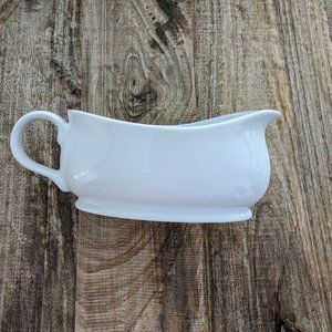 Gravy boat